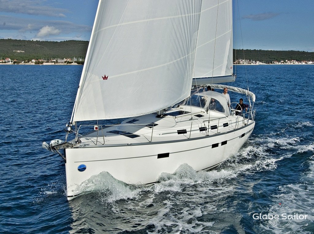 Sailboat Bavaria Cruiser 45