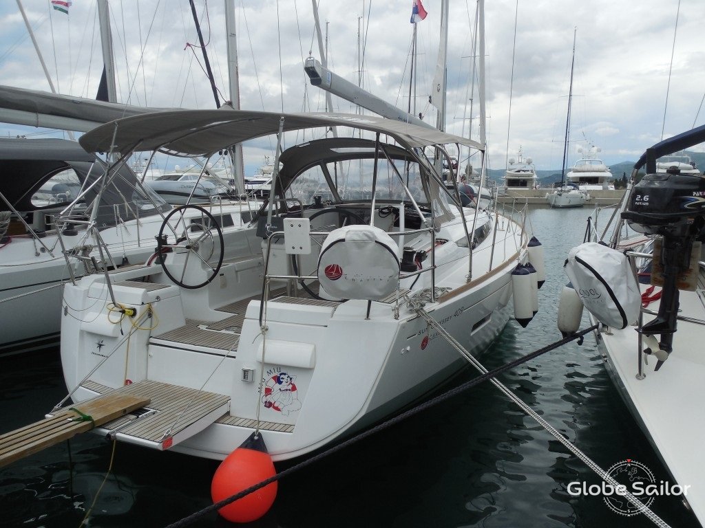 Парусная яхта Sun Odyssey 409