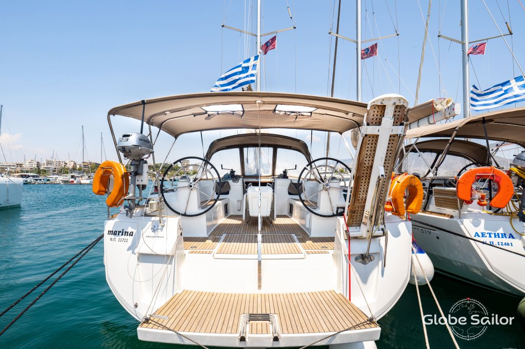 Sailboat Sun Odyssey 519