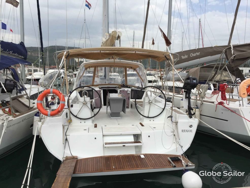 Sailboat Oceanis 41.1