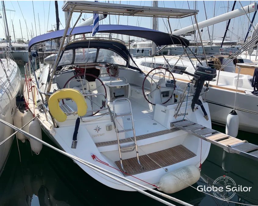 Sailboat Sun Odyssey 44i