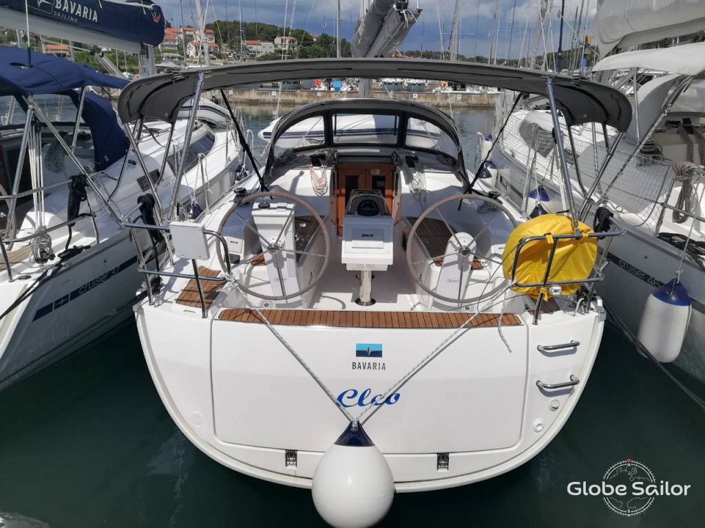 Sailboat Bavaria Cruiser 34