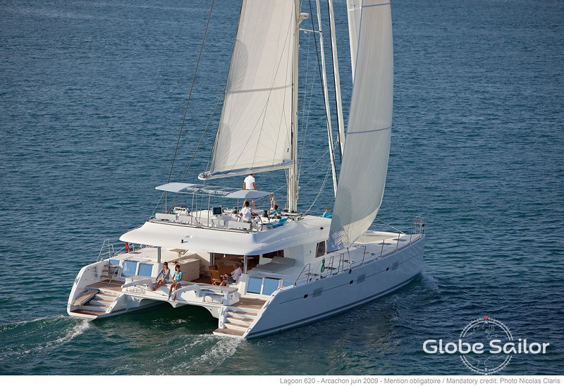 Catamarán Lagoon 620