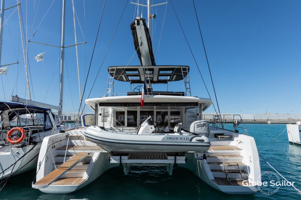 Catamarano Lagoon 52 Fly