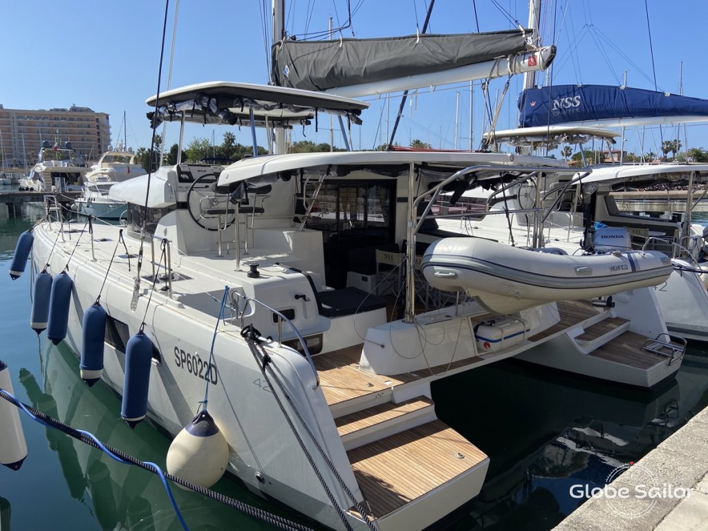 Catamaran Lagoon 42