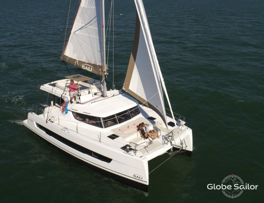 Catamaran Bali Catspace Voile