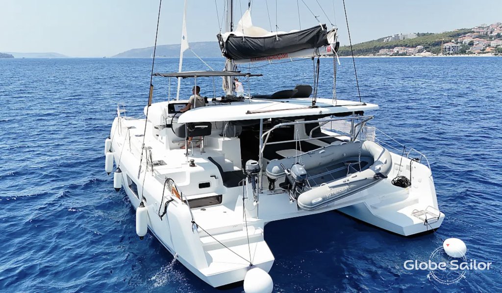 Catamarano Lagoon 42