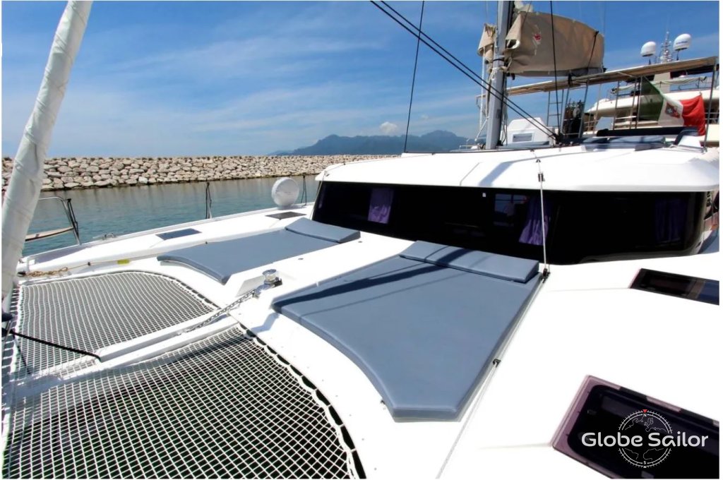 Catamaran Dufour 48 Catamaran