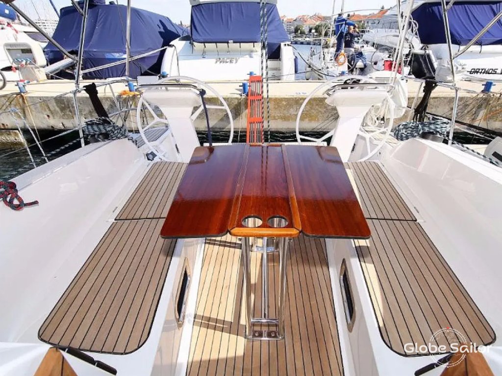 Sailboat Bavaria Cruiser 41S