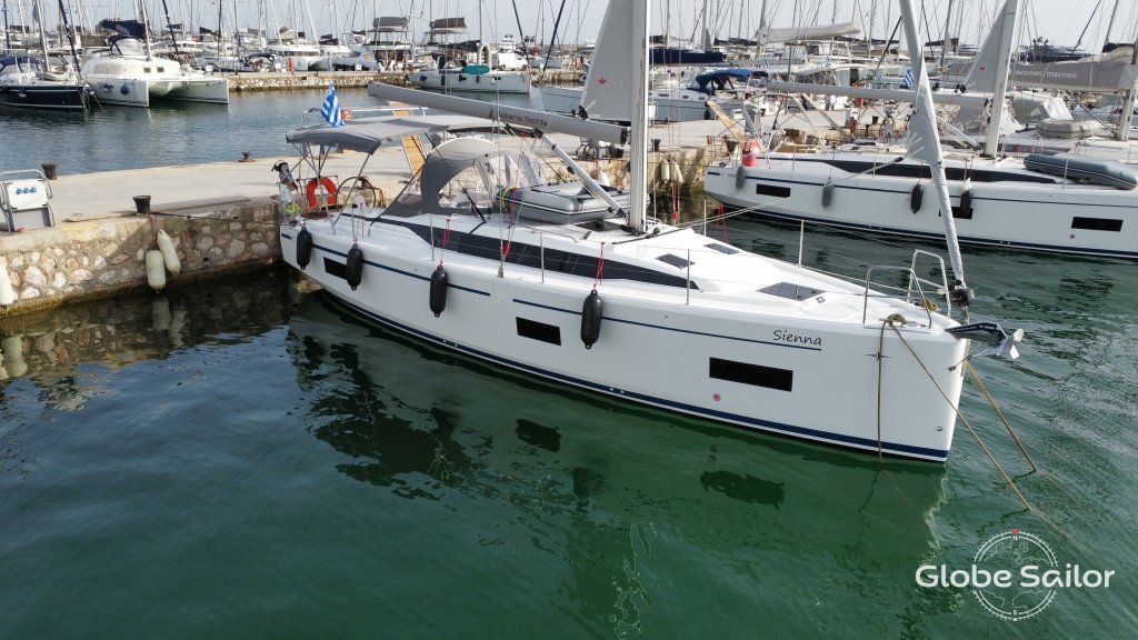 Velero Bavaria C38