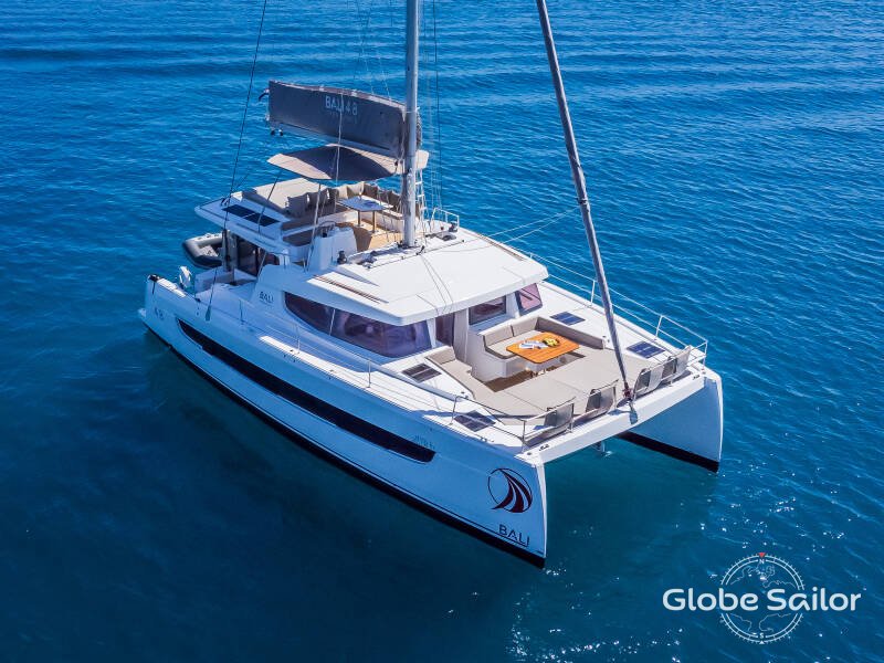 Catamarán Bali 4.8