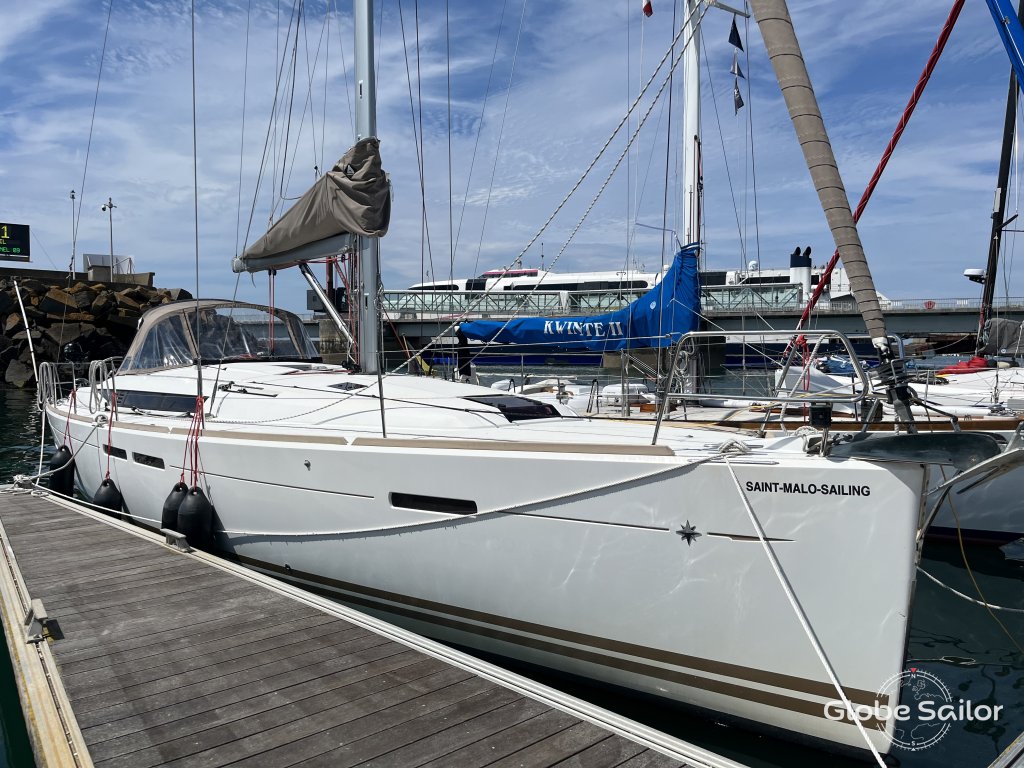 Парусная яхта Sun Odyssey 439