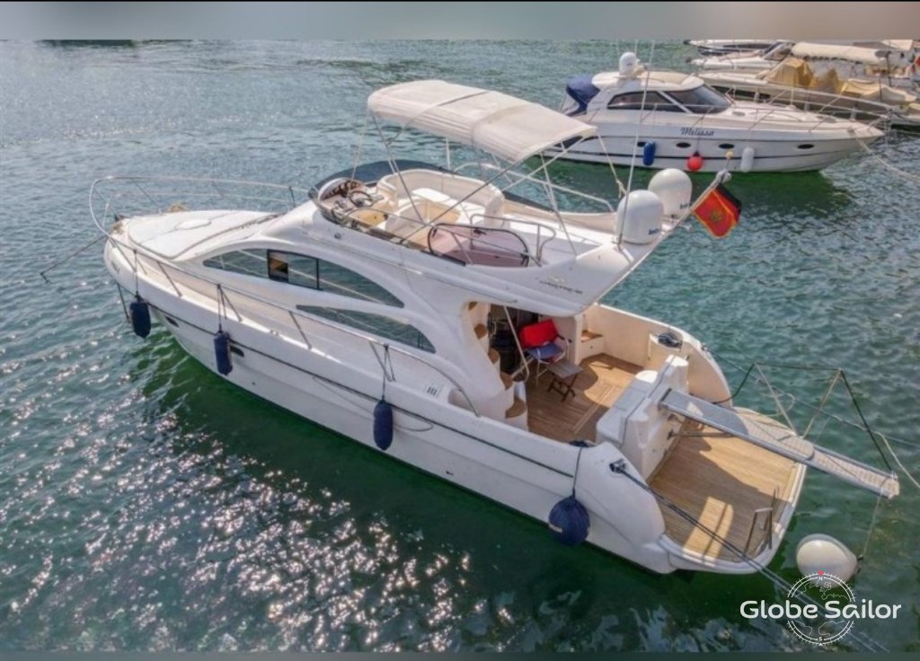 Barco a motor Azimut 42