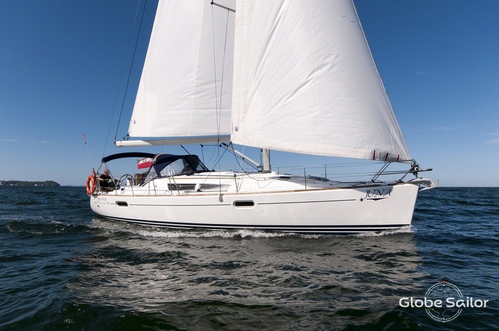 Sailboat Sun Odyssey 39i