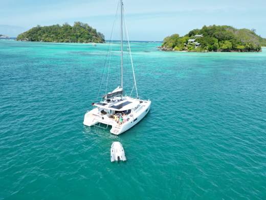 Las Seychelles en catamarán privado con tripulación